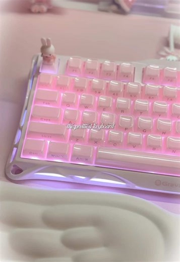 My Main Keyboard: A Gamer's Favorite Setup