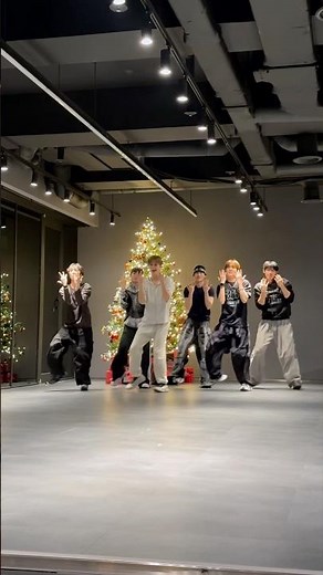 ❄️ first snow #JUNGWOO #NCT #NCT127 #JUNGWOO_FANMEETING #GOLDEN_SUGAR_TIME