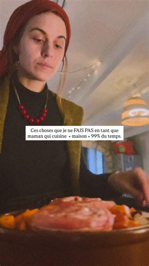 Janel • Vie à la campagne • Maternité en conscience 🌱 on Instagram: "Je reçois souvent des questions par messages sur le sujet quand je vous partage nos assiettes: 🥘Je ne fais pas de menu sur la semaine. Je suis sûre que le budget familial me remercierait si je le faisais. Mais ça m’angoisse et ça me déprime, j’aime faire à manger en fonction de mes envies / ma motivation / mon taux de fatigue, pas en fonction de ce que j’ai prévu 4 jours plus tôt. 🥘Dans la même lignée, je ne fais pas de meal