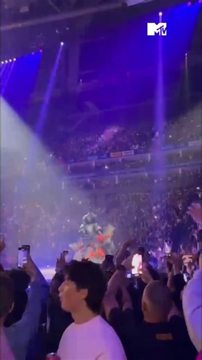When Lady Gaga tells you to cheer, you CHEER 🖤 Mother Monster gave us everything at the final London night of her MAYHEM Ball tour 🤩 #ladygaga #mayhemball #mtvmusic | MTV UK
