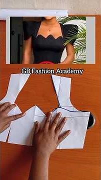 How to Cut a Queen Anne Neckline / scallop neckline #sewingtutorial #sewing #necklinedesigns