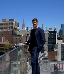 It’s all about the Balenciaga sneakers! Proud to have put in 40 Bleecker PH in contract at $18M! With only a few units left to sell this is Downtown’s hottest new project in years! | Fredrik Eklund