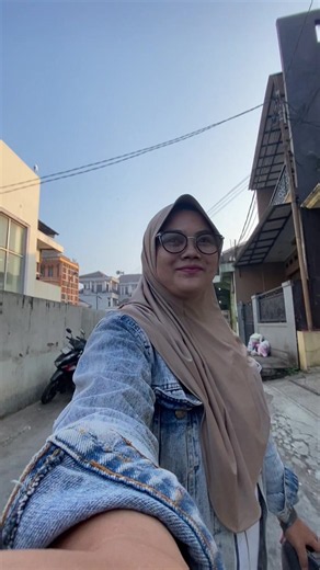 Harga ayam dan cabe di daerah kalian berapa guys ? #belanja #pasarwanaraja #vlogjualan #jajananviral #pasar