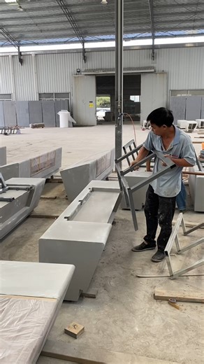 Stephen Ouyang | How to install antiseptic wood backrest on concrete landscape bench #landscape #concrete #bench #diy | Instagram