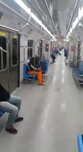 E não é que o Paschoal JR aceitou o desafio #apéaotrabalho? Veio caminhando dentro do trem de Mogi a São Paulo. CBN São Paulo começa daqui a pouco. Vem com a gente! | CBN São Paulo