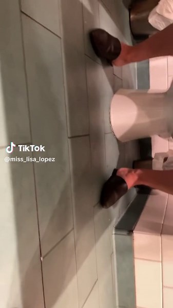 When you had two cups of coffee #diarrhea #coffee #poop #chorro