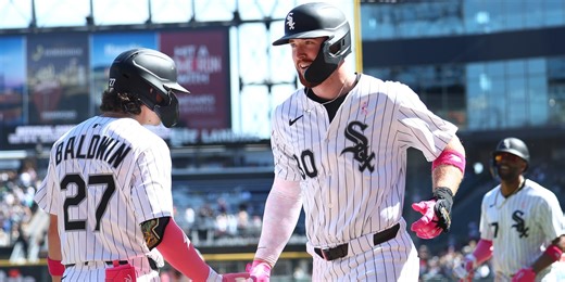 Elko honors mom on Mother's Day with 3-run HR for 1st MLB hit