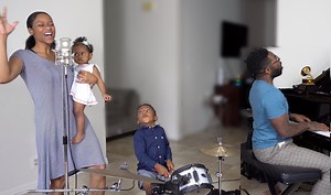 Jesus' love is a bubbling over! Who remembers this song?! We made it our own on the fly and had fun with it. If you've never heard the song before stay till the end to see the fun little moves that go with the song. Stand on your feet and join in! #SpreadLove #WilsonWorld #WilsonFamily JOIN THE WILSON FAMILY & SUBSCRIBE: http://bit.ly/Wilson-World WATCH MORE VIDEOS!!! FAMILY SONGS: https://www.youtube.com/playlist?list=PLkx9TVrdk-e4osepVIZg-xMjySlzUPElj FATHER AND SON: https://www.youtube.com/pl