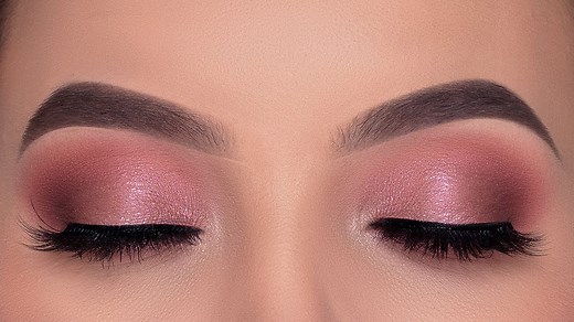 I tried the soft rose golden eye look