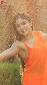 5.8K views · 19 reactions | #AaviJaa #HituKanodia #AartiBhavsar #RekhaRaval #Girish #NewGujaratiSong #1MinMusic | Zee Music Gujarati | Facebook