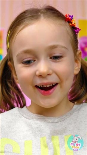 Precision Play: Cotton Swab & Pen Challenge! 🎯🖊️