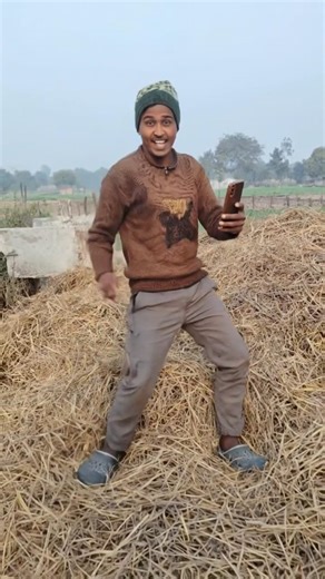 Hello Kon Hai🥰🤣😁/Funny shorts#bhojpurisong #bhojpuri #funny #riteshpandey #shorts