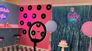 New immersive, photo-ready gallery meant for taking selfies opens in Lebanon