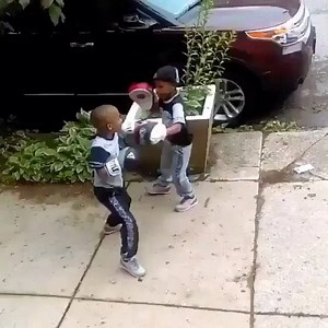 22K views · 951 reactions | Future UFC trainer and fighter of the year! Download 6 FREE conditioning programs at www.FunkMMA.com #padwork #boxing #mma #mixedmartialarts #padholder #martialarts #kickboxing #striking #fighter #muaythai #thaiboxing #chuteboxe #funkroberts #ufc | FunkMMA Strength and Conditioning | Facebook