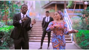 58K views · 3.9K reactions | OUT NOW LINK IN MY BIO #WUFF #WUFFSONG Directed by @alfa_zazee Song by @muhammad_meleri Reposted from @lilin.baba | Ummi rahab official | Facebook