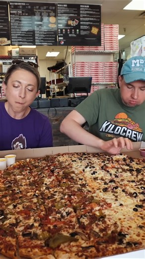 1.4M views · 32K reactions | Teaming up with my good friend, "Steel Rod" Radim, to take on "The Big One" 52 Slice Team Pizza Challenge from Fox's Pizza Den in Hendersonville, Tennessee! | Katina Eats Kilos | Facebook