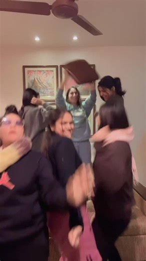 Simran Dhiman on Instagram: "Suwar mode activated 🤣🐷 #commady😂 #funnyvideos #fun"