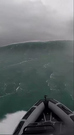 SWCC RHIB LAUNCHES Off 40ft Wave — Hurricane POV 😱🌊
