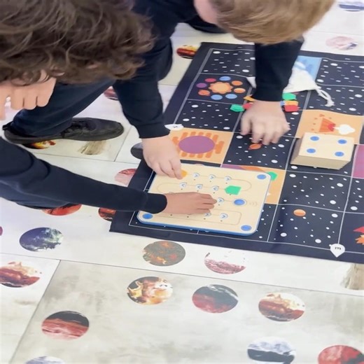 🚀 Participez à notre Journée Portes Ouvertes dédiée à l’approche STEAM et découvrez les avantages de l’enseignement à ICS Paris. Visitez notre école qui propose le programme continu de l'IB sur un seul et même campus, de la maternelle à la terminale | ICS Paris