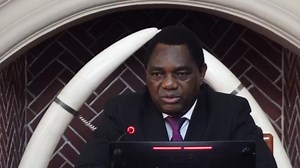 ZAMBIA ATTRACTS INTERNATIONAL INVESTMENT INTEREST President Hakainde Hichilema held a significant meeting with senior executives from prominent global investment firms at State House, where they expressed keen interest in exploring investment opportunities in Zambia. The investors, representing institutions such as J.P. Morgan, Morgan Stanley and Artisan Partners, were attracted to Zambia's recent economic performance, including its strong stock market and stable macroeconomic fundamentals. The 