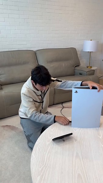 I need to stop jumping steps in these tutorials 😂 #fyp #foryou #trending #tutorials #viral