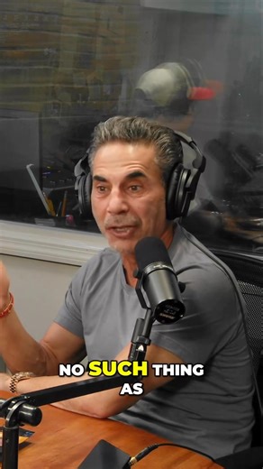 🎙️ Episode 103 out now! Tony Darow sits down with Joey Merlino to talk about his jailhouse jerky 🥩 and share legendary stories from his TV & movie career 🎬. Don’t miss this one! #TonyDarow #JoeyMerlino #TheSkinnyPodcast #Episode103 #PhillyPodcast #TVandMovies #TrueStories #SkinnyFamily #PodcastLife @jailhousebeefjerky_ | The Skinny with Joey Merlino & LIL Snuff Podcast