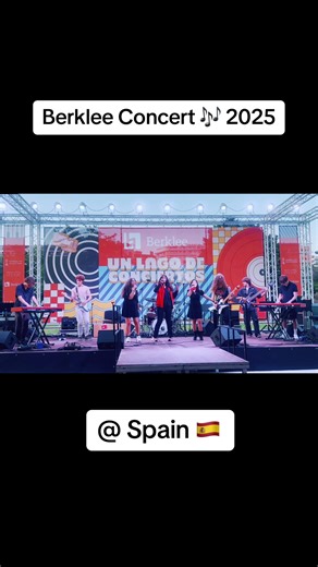 Throwback to one of the highlights 🌟of 2025! I was honoured to be given the opportunity to introduce the band members and sing with these amazingly talented Berklee friends! Wait for some of the solos... Being able to open and close the Berklee D2 Concert was special too! We sang “Don’t you worry ‘bout a thing” by Stevie Wonder. Here are some snippets… wileyaldenmusic @berkleevalenciacampus @kramamusic - Such a great time! Thank you 🤩 #tmtones #berklee #berkleecollegeofmusic #singersongwriter 