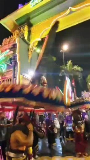 super Anna murugan dancing like in poon unjal 🙏🏻 #vetrivelmuruganukkuarogara #muruga #thaipusam2025🦚🙏 #blessd #welovebatucaves