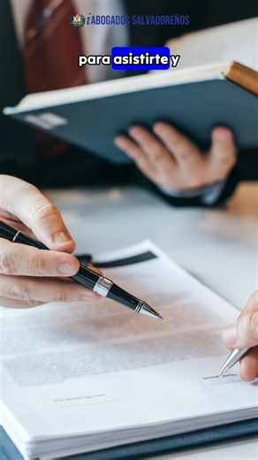 Cartas Poder para El Salvador desde Estados Unidos | Abogados y Notarios Salvadoreños ¿Necesitas tramitar una carta poder para El Salvador y vives en Estados Unidos? En iAbogados Salvadoreños, contamos con abogados y notarios salvadoreños que gestionan tu trámite de forma legal, rápida y segura, sin que tengas que viajar. Nos encargamos de todo el proceso conforme a la ley salvadoreña, para que puedas autorizar trámites legales, bienes, propiedades o gestiones personales desde Estados Unidos. 📌