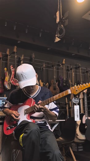 nafirimusic on Instagram: "A beautiful composition and rendition of The Breakup Song!! @solokingguitars totally nailed the tone on this one!! Demo by @bungdikii Ready stock fresh just landed new model with super beautiful flame maple neck : Soloking MT-1 Vintage FMN with Roasted Flame Maple Neck in Fiesta Red Nafiri Special Run - American Alder body with top binding - One Piece Artist Grade Canadian Roasted Flame Maple Neck with Modern D Shape and Glossy Finish - Neck dimension 21mm (1st Fret) a
