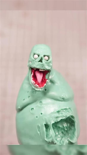 I made Santa but he’s a Zombie! #santa #christmas #zombie #polymerclay #northoftheborder