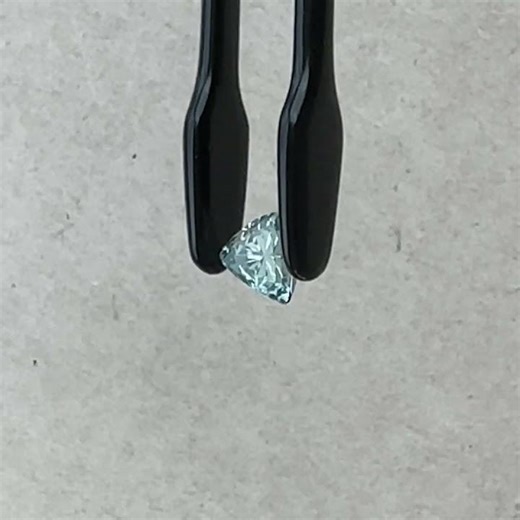Parti Color Sapphire Starbrite™ Cut 1.40 carats #johndyergems #sapphireengagementring #sapphire