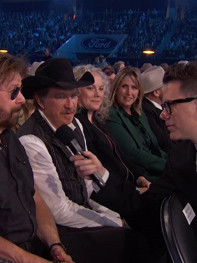 Backstage Moments at the ACM Awards with Brooks & Dunn