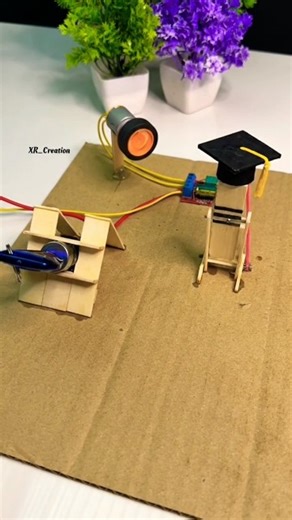 Car Accelerator System ka Smart Demo | Tiny Graduation Cap Effect | DC Motor Tech Experiment #shorts