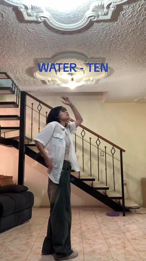 can you please be my water💧 @NCT Official #TEN #nct #wayv #tenlee #waterchallange #ten_nightwalker