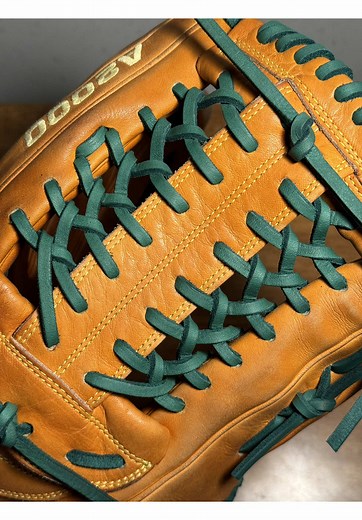 GlovlyLacing on TikTok