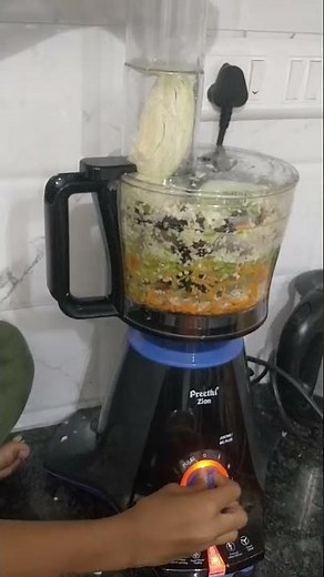 Demo | Preethi Zion Mixer Grinder for Kitchen -750 Watt Mixie (Master Chef Plus Food processor Jar)