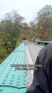 Jimmy Fallon gets Highland welcome from King’s royal guards #Scotland #Highlands #News