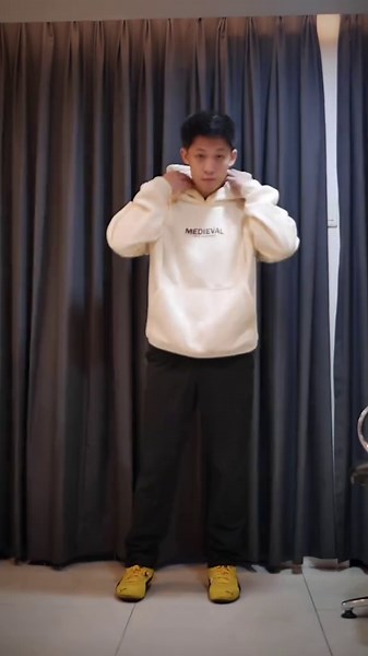 Hoodie Outfit Ideas for Every Occasion