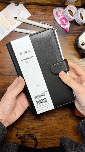Unboxing my Filofax Saffiano in Personal Compact