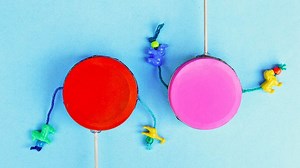 DIY RATTLE DRUMS I may be musically challenged but I love making musical instruments from everyday items! https://babbledabbledo.com/homemade-instruments-diy-rattle-drums/ | Babble Dabble Do