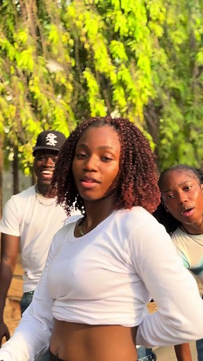 Melissa Dance Challenge - Join the Fun!