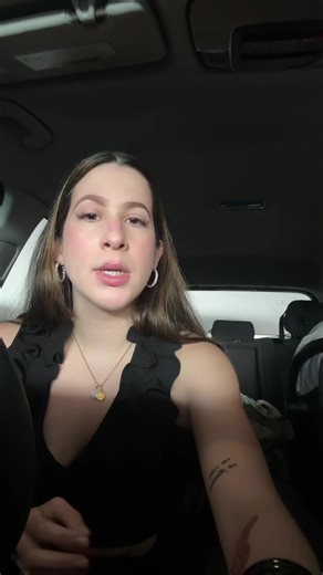 Línea Directa Nacional de Abuso Infantil (Childhelp National Child Abuse Hotline, en inglés). Llame o envíe un mensaje de texto al 1.800.4.A.CHILD (1.800.422.4453). Los consejeros profesionales de crisis están disponibles las 24 horas del día, los 7 días de la semana, en más de 170 idiomas. Todas las llamadas son confidenciales. La línea directa ofrece intervención en situaciones de crisis, información y referencias a miles de recursos de emergencia, servicios sociales y de apoyo. Video de @Puru