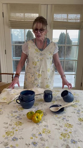 Bring the beauty of the prairie indoors with our new floral linens designed exclusively for Modern Prairie with April Cornell and our custom Sky Blue pottery from our partners at Rowe Pottery Works. Mix and match for a fresh, fun look that will brighten up your kitchen AND your day. Treat yourself Tuesday, you deserve it!#modernprairie #prairie #floral #new #handmade #kitchendecor #brightenyourday #spring #prairiehome #MelissaGilbert | officialmodernprairie