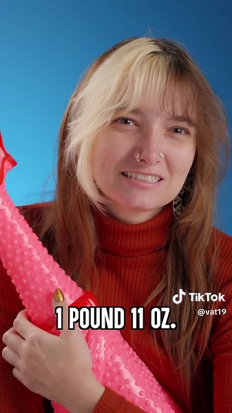 Guess Their Weight Challenge at Vat19 | Giant Lollipops & More!