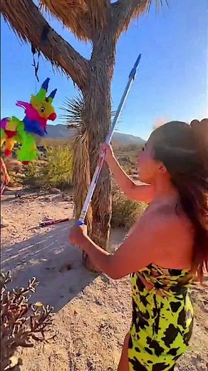 WHATS INSIDE THE PIÑATA??? 😳