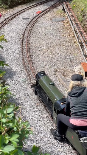 JUST THE MINIATURE LOCOMOTIVE RUNNING! ⚙️ #MiniatureRailway #Locomotive