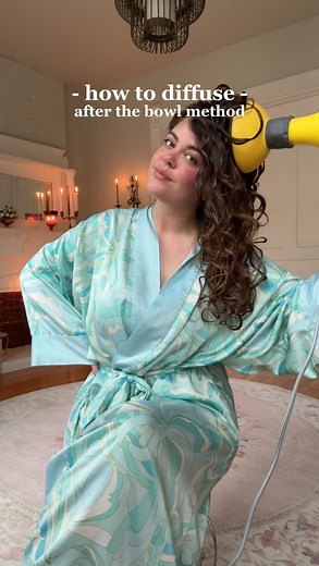 Sophie Marie | a quick diffusing tutorial ✨ Diffusing drastically helps cut down on frizz and increase definition *if you use the proper techniques*... | Instagram