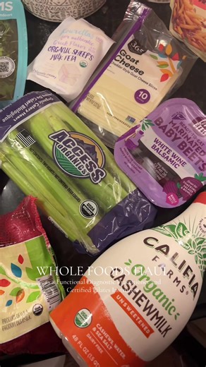 @Whole Foods Market haul! ✨🤝 #wholefoods #wholefoodshaul #wholefoodsfinds #grocieres #healthygroceryhaul @siggisdairy @Kettle and Fire @Vital Farms @jesseandbens @Califia Farms @Love Beets