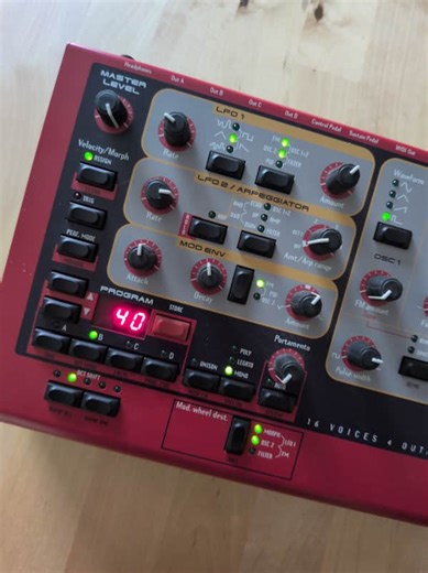 Nord Rack 2 16-Voice Rackmount Virtual Analog Synthesizer, inc PCMCIA card | Reverb Deutschland
